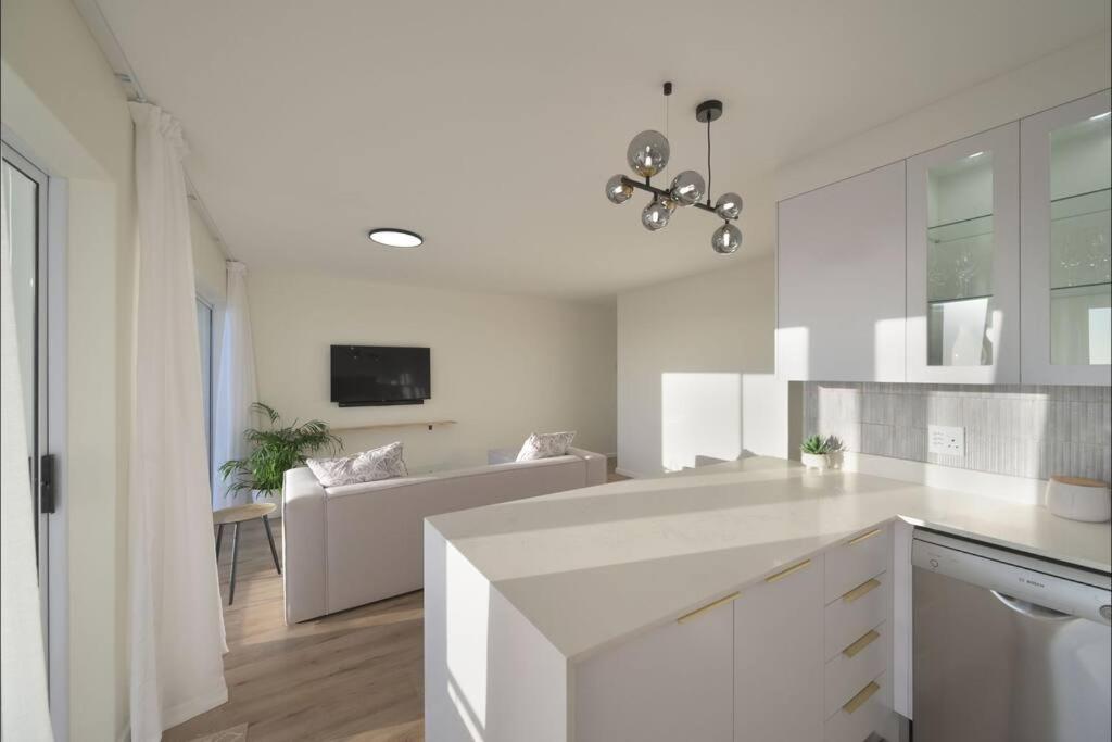 The Lighthouse - Sea View Apartment Cape Town