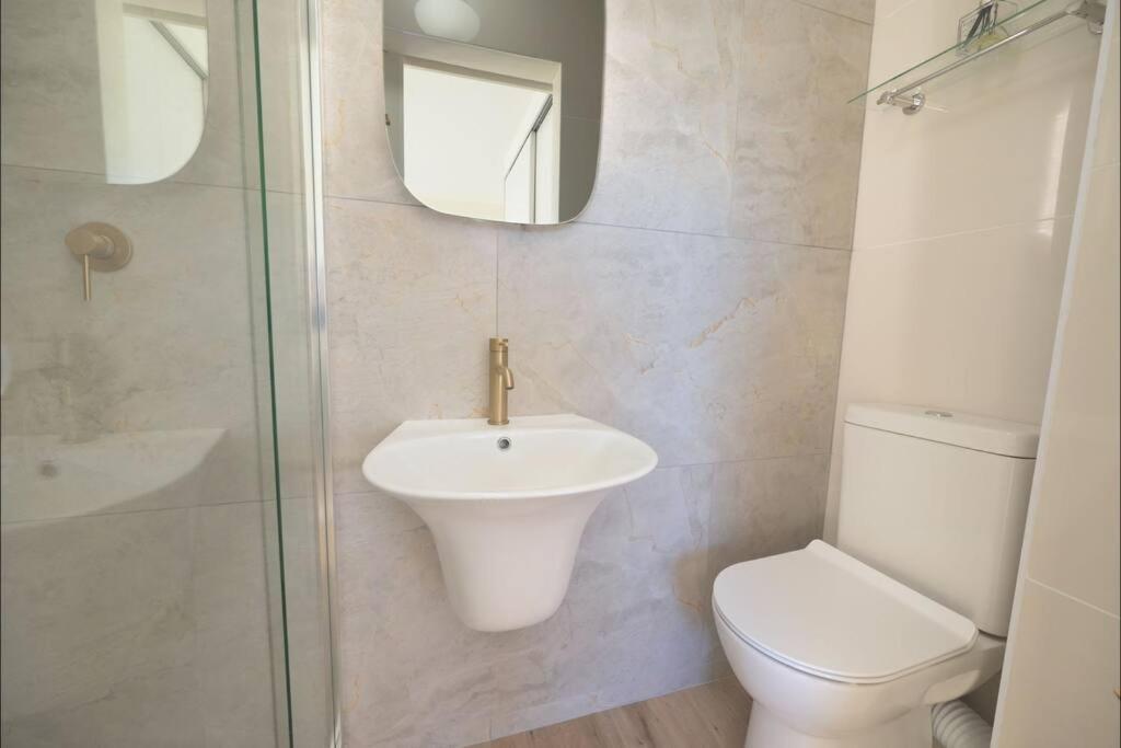 The Lighthouse - Sea View Apartment Cape Town